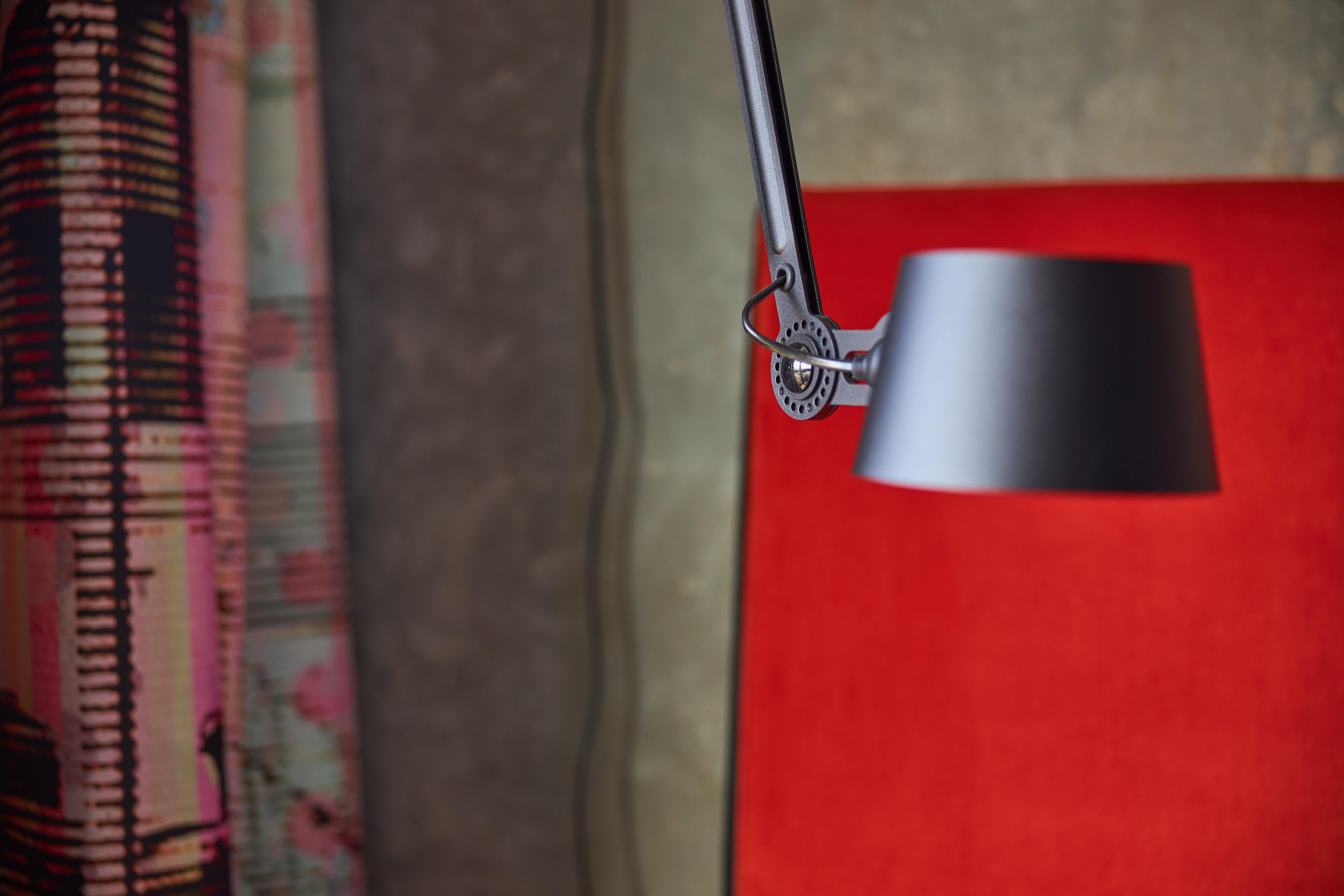 Inntel Hotels Amsterdam Landmark Екстер'єр фото Detail of the lamp