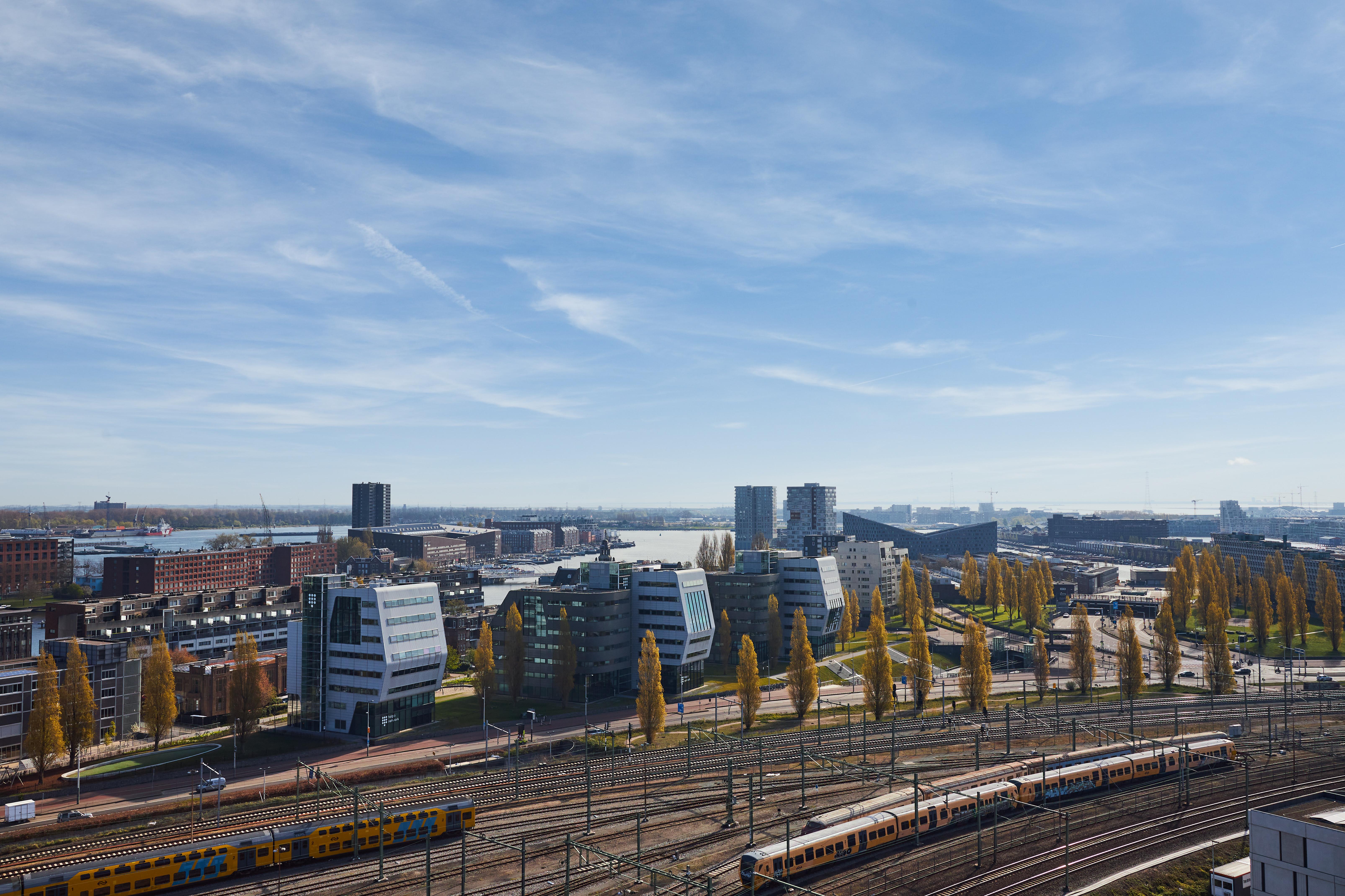 Inntel Hotels Amsterdam Landmark Екстер'єр фото The view of the city from the top of the tower